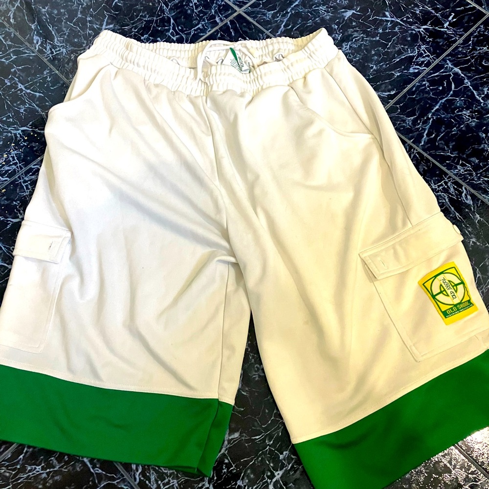 Old skool 1990s brand baggy cargo basketball gym athletic shorts size XXL sonics